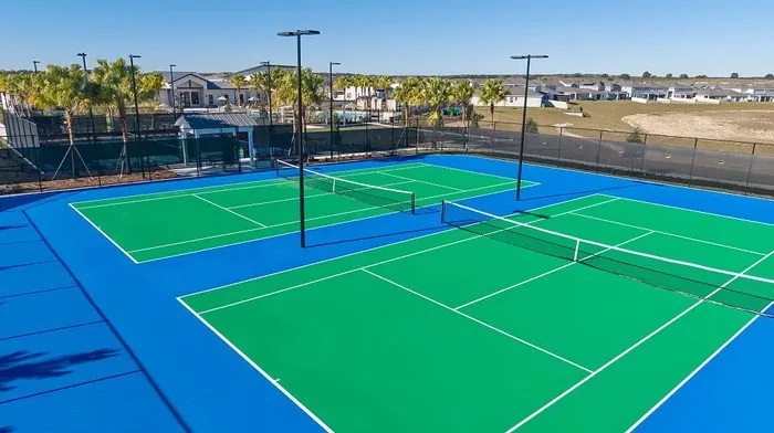 Quadras de tênis do Wellness Ridge Clermont FL, comunidade Lennar para brasileiros em Orlando